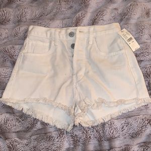 Pacsun white/cream jean shorts SIZE XS NEVER WORN!